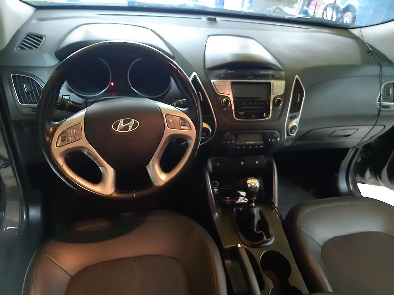 Hyundai ix35 1.6 i DIGIKLIMA 88000km        - fotka 9 z 25