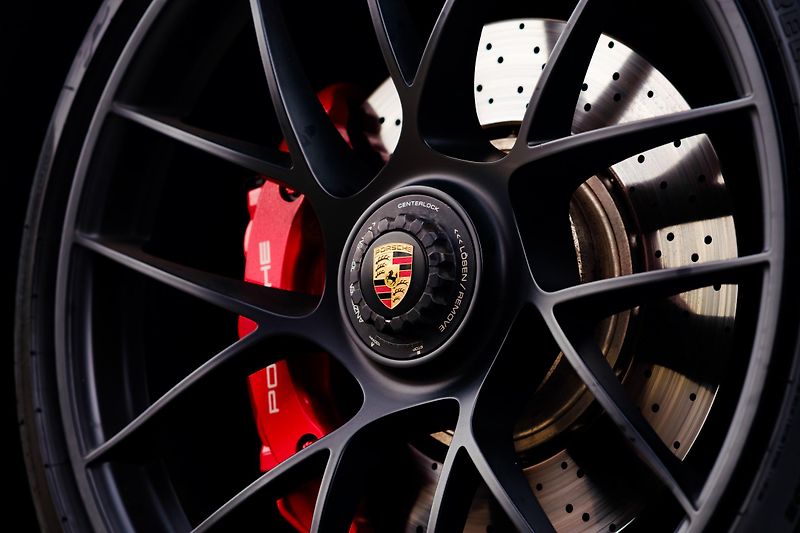 Porsche 911 Carrera 4 GTS Lift 331kWCabrio - fotka 49 z 52