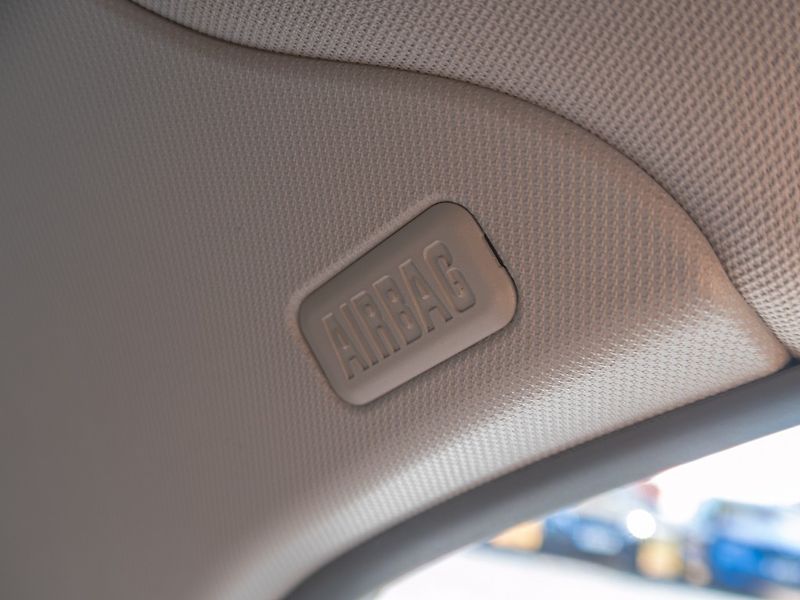 BMW Řada 3 (2011) 325i 160KW mat HK – NAVIGACE - fotka 39 z 52