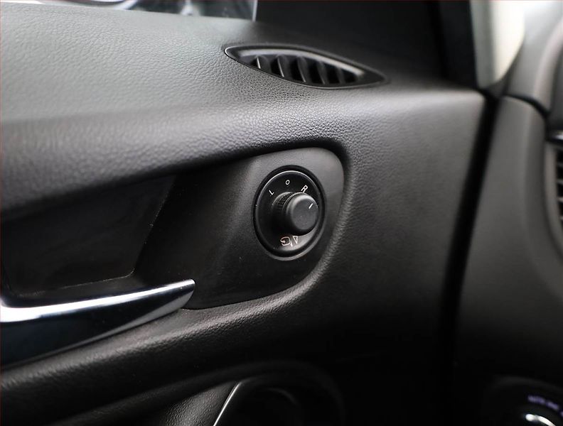 Opel Zafira (2018) 2.0 CDTI, 7 míst, ČR,1.maj - fotka 16 z 19
