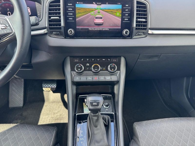 Škoda Karoq (2022) STYLE 1.5TSI 110kW DSG TAŽNÉCZ - fotka 10 z 11