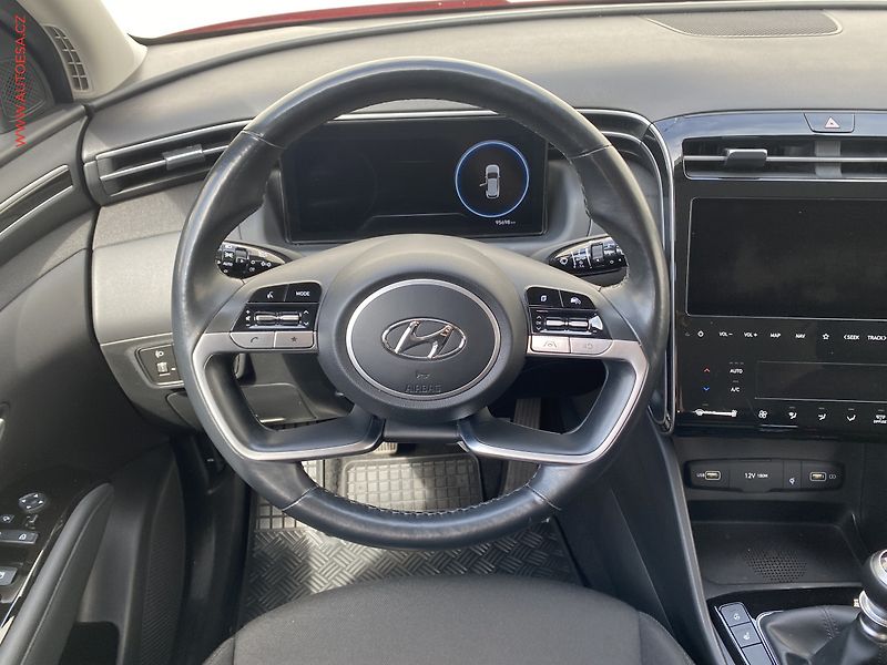 Hyundai Tucson (2021) 1.6 CRDi 2WD, ČR, Smart - fotka 11 z 19
