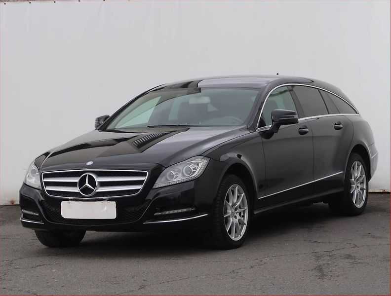 Mercedes-Benz CLS (2013) 350 CDI, Automat, Kůže, Navi - fotka 2 z 20