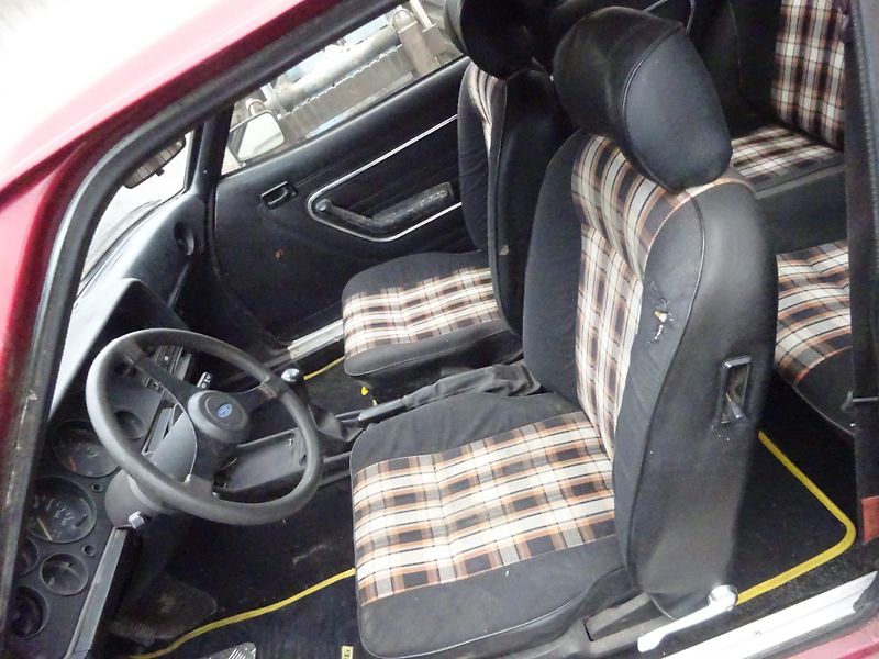 Ford Capri (1979) 1,6 - fotka 6 z 10