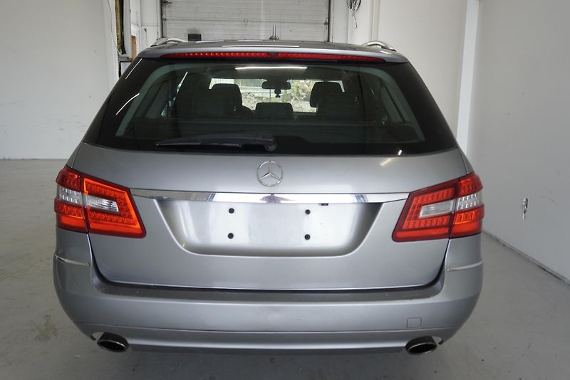 Mercedes-Benz Třídy E (2009) E350 3,0 CDI AVANTGARDE AUT. - fotka 7 z 26