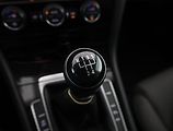 Volkswagen Golf (2016) Comfortline 1.6 TDI, Tempomat - náhled 11