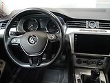 Volkswagen Passat (2018) 2.0TDi, LED, navi - náhled 13