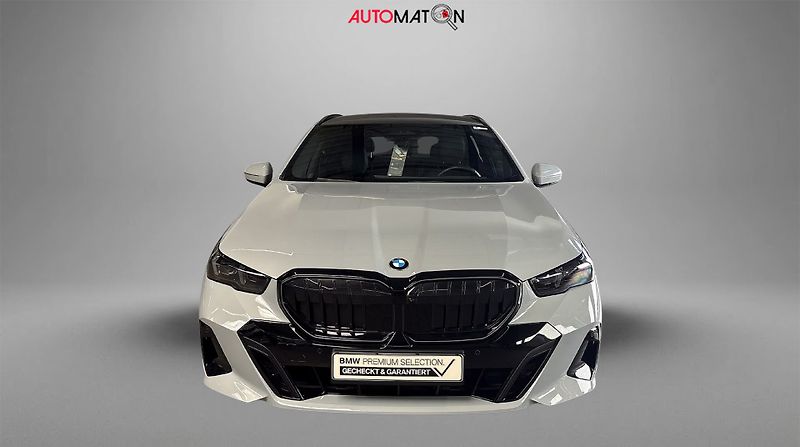 BMW Řada 5 540d xDrive M-Sport Pro Pano - fotka 2 z 10