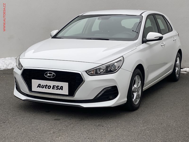 Hyundai i30 (2020) 1.6CRDi, ČR, Comfort - fotka 3 z 19