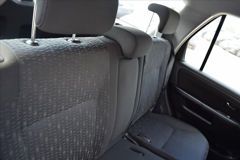 Honda CR-V 2,0 I 110KW AUTOMAT NÍZKÉ KM - fotka 21 z 50