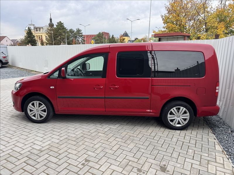Volkswagen Caddy 1,6 TDI MAXI 7míst Webasto - fotka 4 z 50