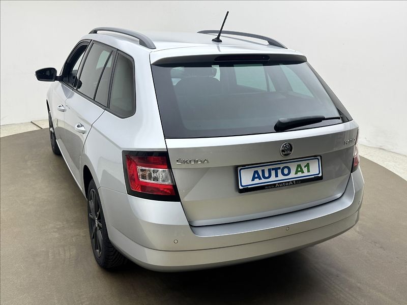 Škoda Fabia 1,2 81kW LED AC NAVI SENZORY - fotka 6 z 35