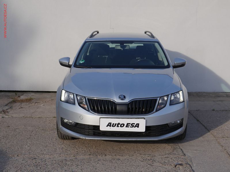 Škoda Octavia (2018) 2.0 TDi, ČR, DSG - fotka 2 z 15