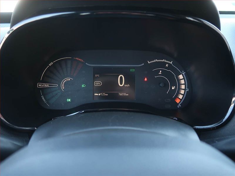 Dacia Spring (2023) lus Electric 45 (27 kWh), SoH - fotka 11 z 19