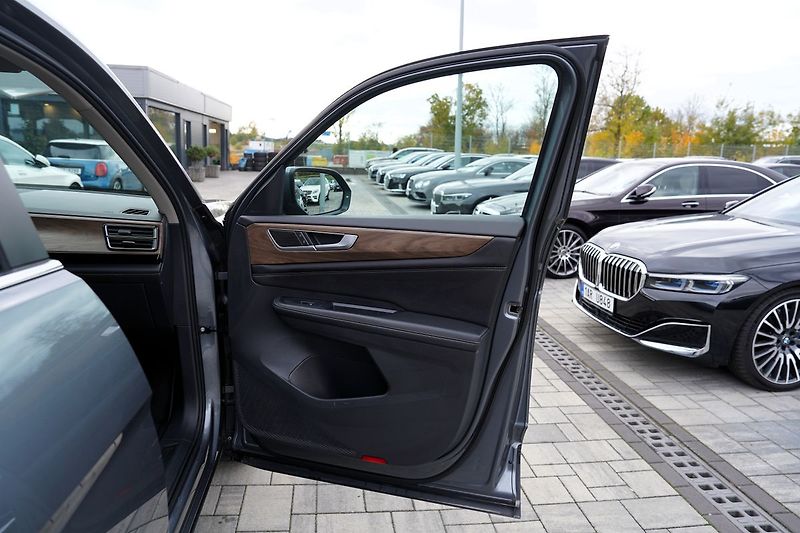 Volkswagen Atlas 2.0 TSI/automat/kůže/7 míst - fotka 19 z 49