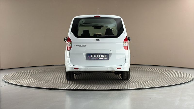 Ford Tourneo Courier 1.5 TDCI Trend - fotka 5 z 21