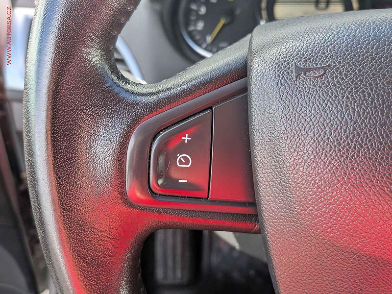 Renault Mégane (2015) 1.5dCi, AC, temp - fotka 14 z 17