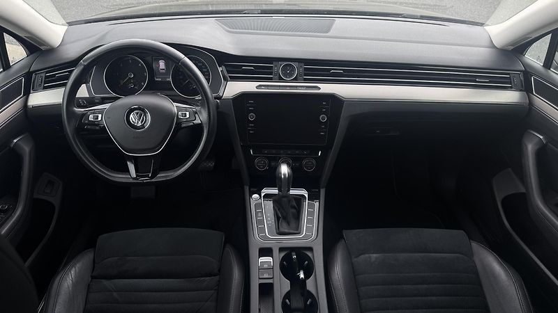Volkswagen Passat (2018) 2.0 TDI DSG 110KW 144 TIS KM  - fotka 15 z 27