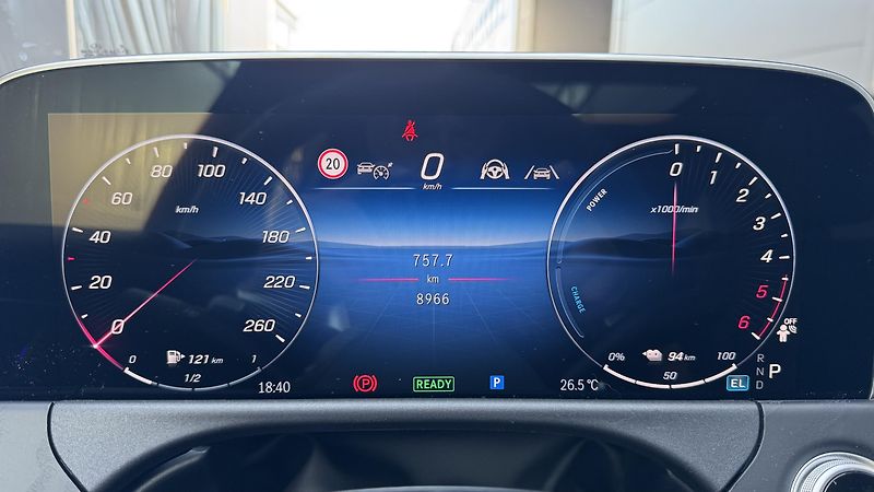 Mercedes-Benz Třídy E (2025) E300de 4MATIC AMG,DIGI LIGHT - fotka 19 z 27