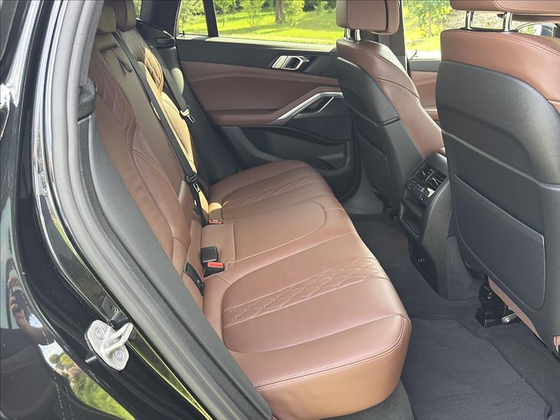 BMW X6 3,0 xDrive 40i Mpaket ČR DPH - fotka 12 z 49