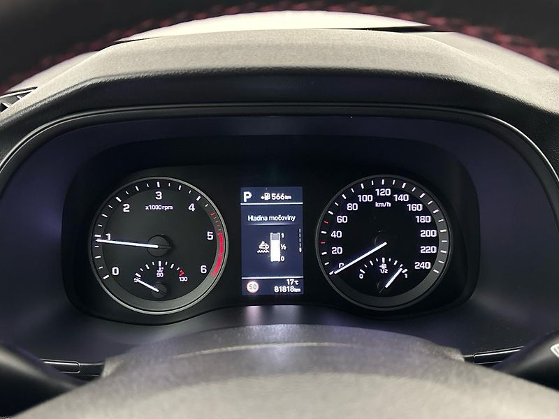 Hyundai Tucson N-Line 4x4 AT - fotka 11 z 32