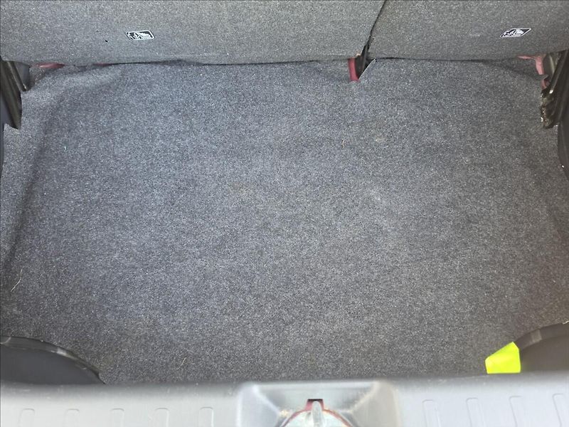 Mitsubishi Space 1,0 MIVEC 52KW KLIMA - fotka 23 z 42