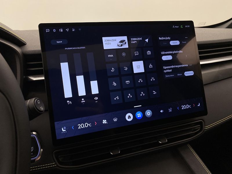 Lynk & Co 01 MORE PHEV AUT CZ 1.maj - fotka 93 z 93