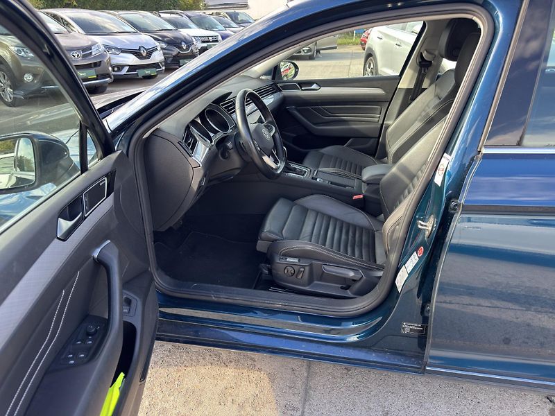 Volkswagen Passat - fotka 4 z 10