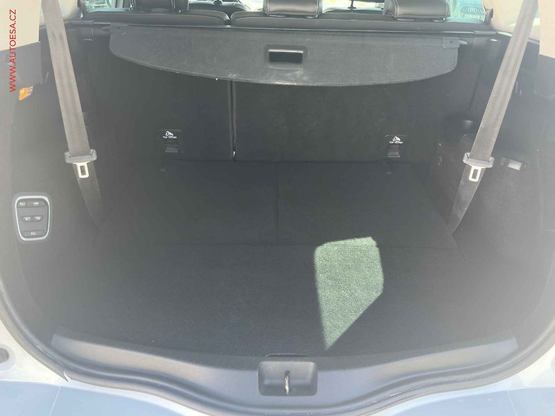 Renault Grand Scénic (2019) 1.7 dCI 7míst, 2.maj, AT - fotka 7 z 19