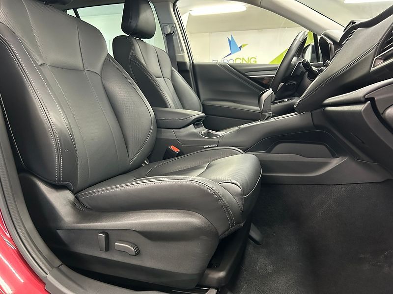 Subaru Outback (2023) 2.5 TOURING 2023 | Záruka - fotka 31 z 59
