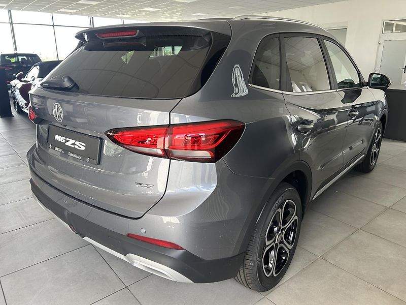 MG ZS (2026) 1,5 HEV 145kW Emotion - fotka 5 z 7