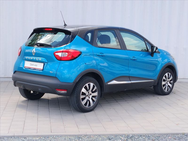 Renault Captur 1,2   1.2TCe 87Kw, Automat - fotka 17 z 26