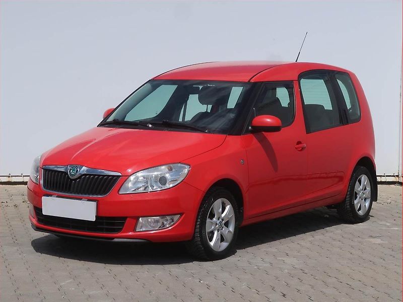 Škoda Roomster (2011) Style 1.6 TDI - fotka 2 z 15