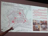 Tzv. AutoMatky vystoupily na veřejné besedě Na kus řeči s vedením města v táborské městské knihovně.