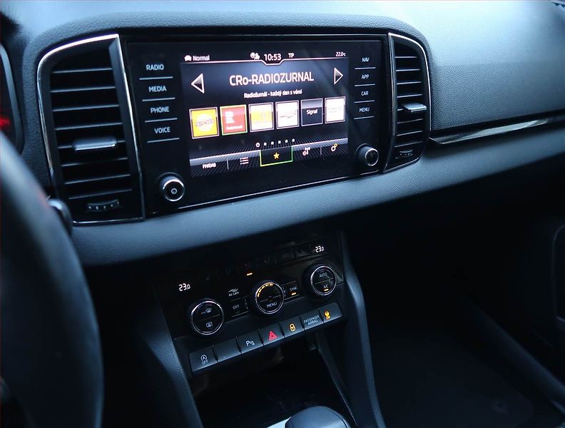 Škoda Karoq (2022) Style Plus 1.5 TSI - fotka 12 z 20