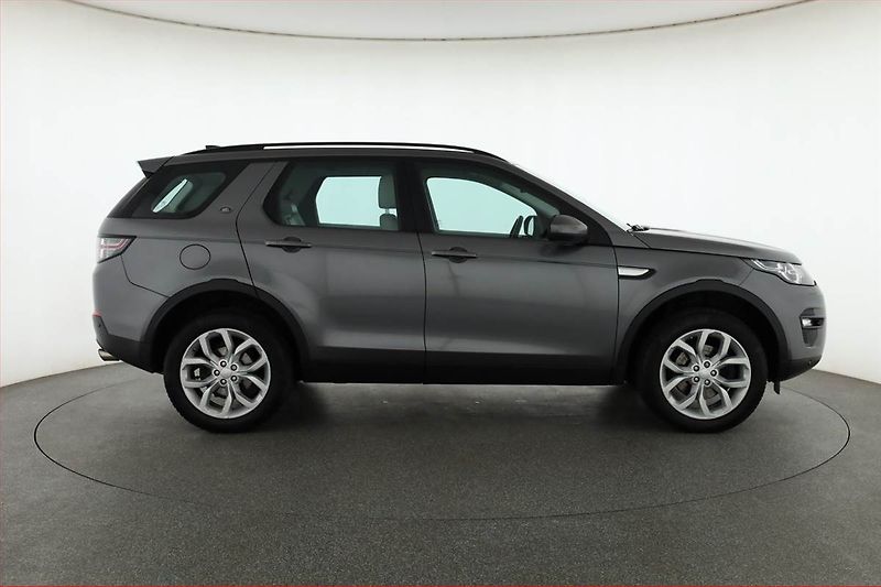 Land Rover Discovery Sport (2016) Si4, 4X4, Automat, Serv.kniha - fotka 6 z 17