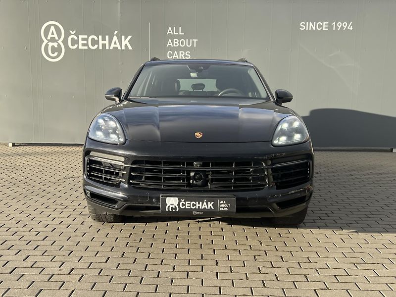 Porsche Cayenne (2018) 3.0i*V6*250KW*E-Hybrid - fotka 2 z 40