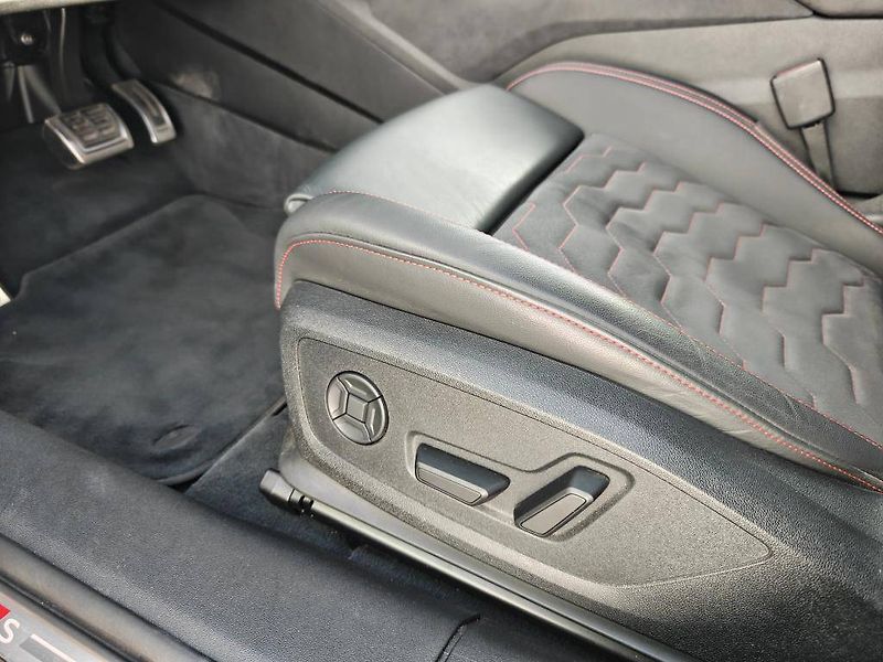 Audi A6 Performance 100kWh - fotka 7 z 28