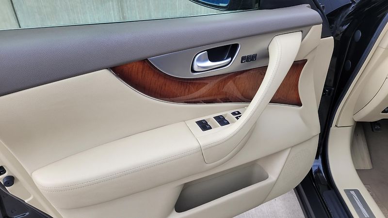 Infiniti FX37 3,7 V6 LPG KOUPENO V ČR - fotka 19 z 27