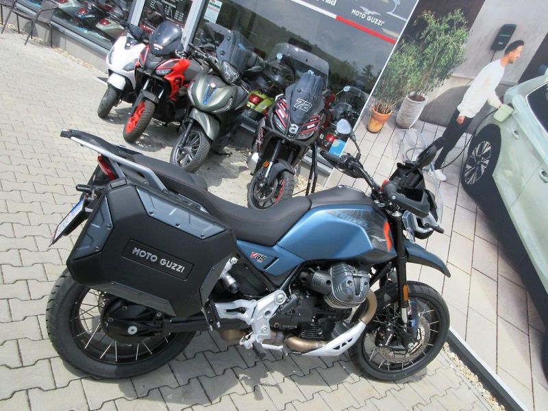 Moto Guzzi (2026) V85 TT Travel e5+ - fotka 4 z 12