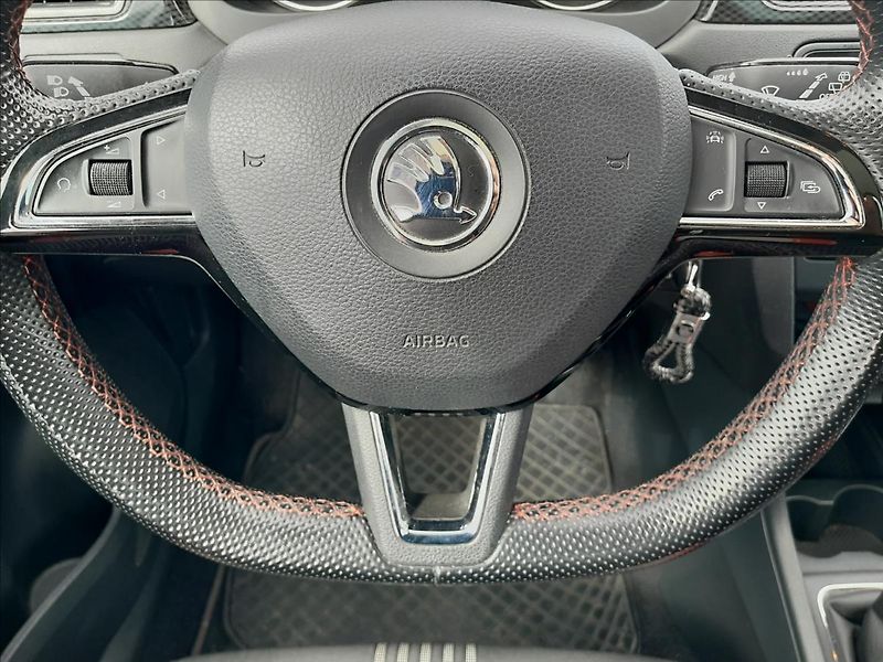 Škoda Rapid 1.2 TSi 81kW MONTE CARLO - fotka 39 z 53