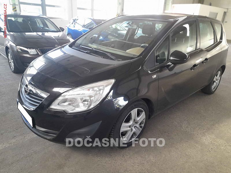 Opel Meriva (2011) 1.7 CDTi, AT - fotka 1 z 3