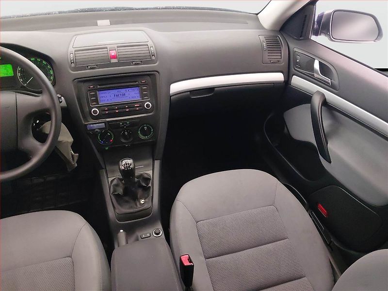 Škoda Octavia (2007) Elegance 1.9 TDI, Xenony - fotka 8 z 14