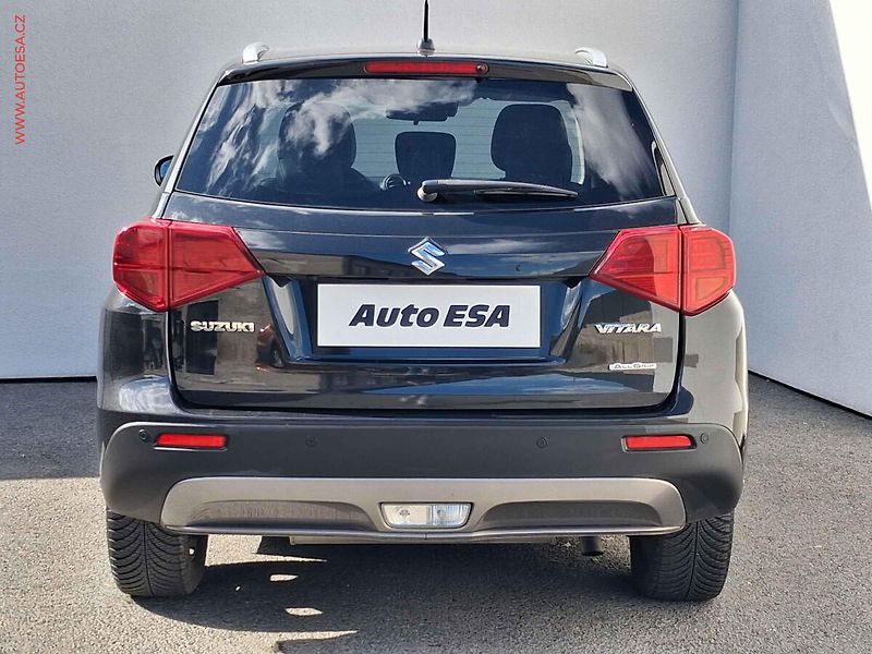 Suzuki Vitara (2019) 1.4 BJet AllGrip, AT, kůže - fotka 5 z 21