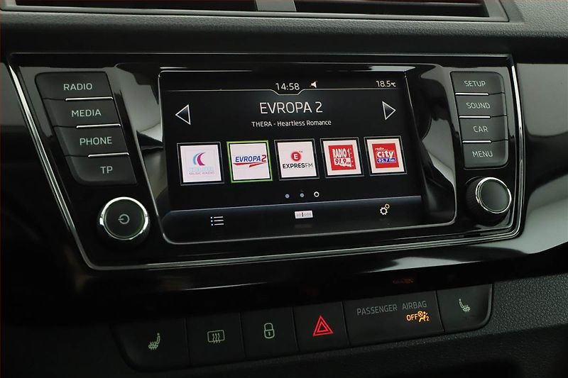 Škoda Fabia (2017) Style 1.0 TSI, Automat, ČR - fotka 14 z 18