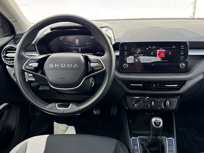Škoda Fabia Selection - fotka 18 z 25