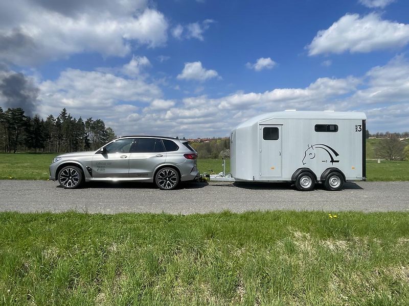 Cheval Liberté (2026) MAXI 3 MODRÝ - fotka 22 z 28