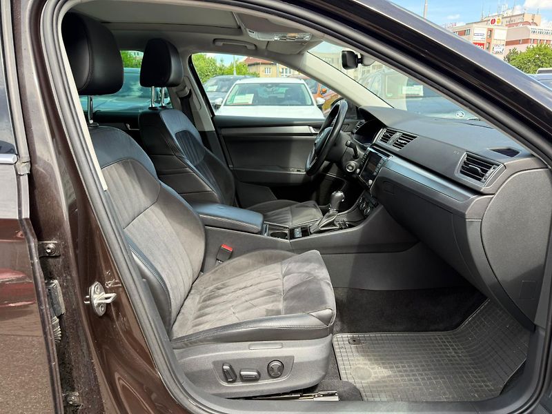 Škoda Superb Style Plus 2.0 TDI 140kw DSG 4 - fotka 9 z 26