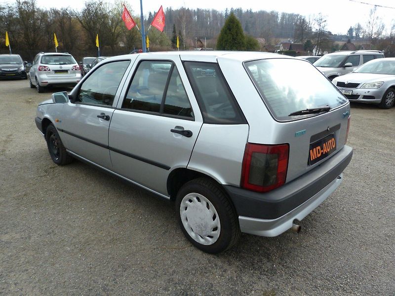 Fiat Tipo 1.6 I - fotka 7 z 27