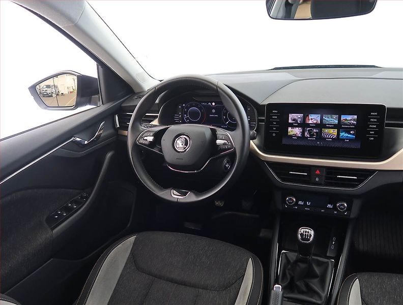 Škoda Kamiq (2021) Style 1.5 TSI - fotka 7 z 26
